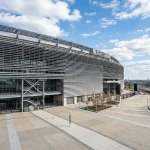 MetLife Stadium in East Rutherford New Jersey von außen bei Tageslicht als Finalstadion der FIFA WM 2026